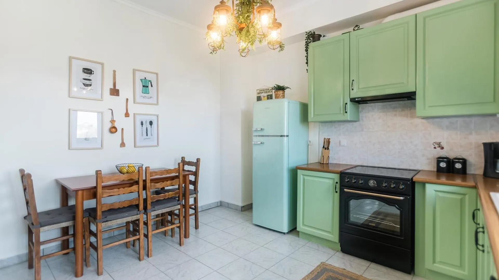 Holiday home Joya'S Cottage Mantzavinata