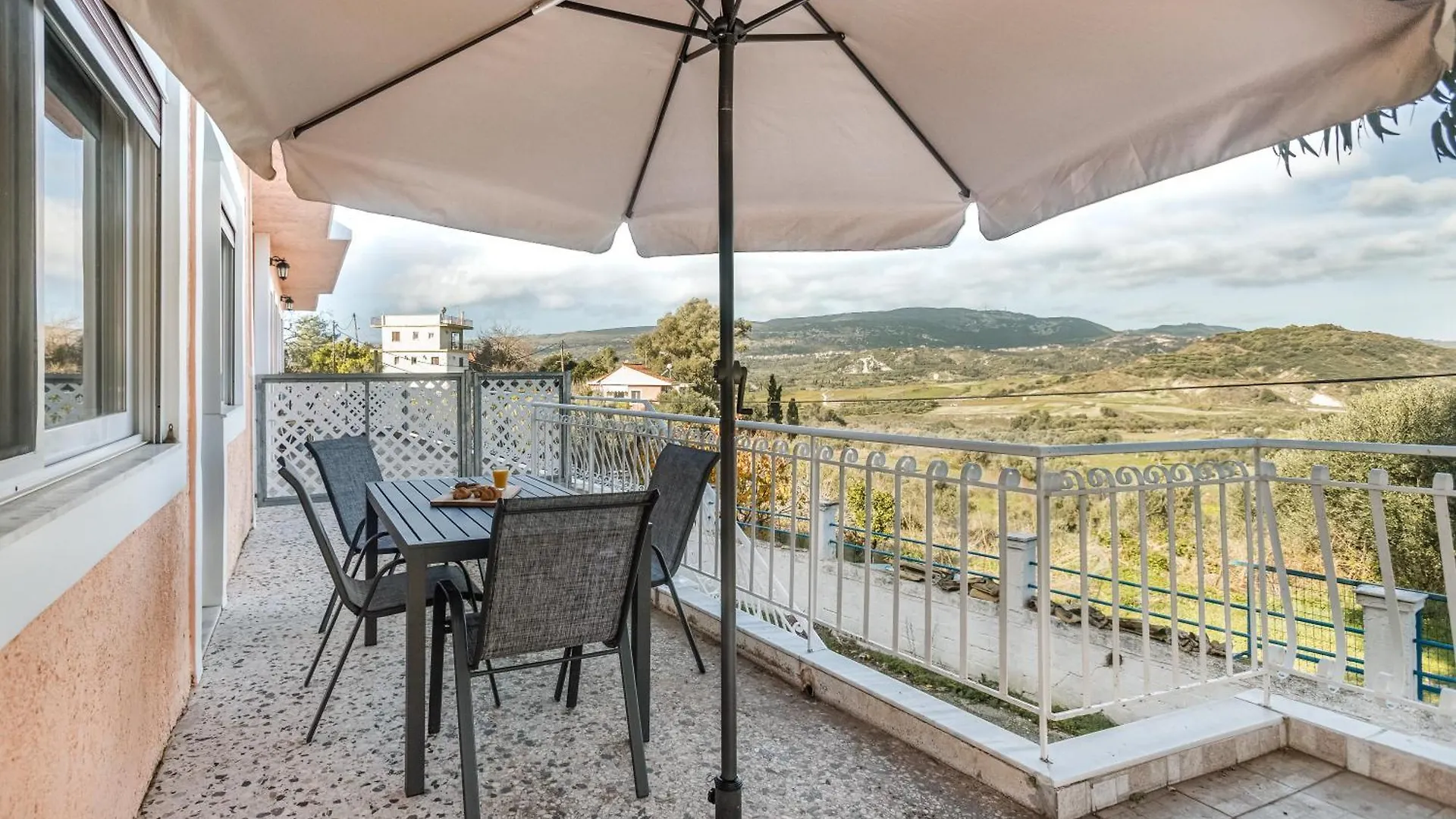 Holiday home Joya'S Cottage Mantzavinata Greece
