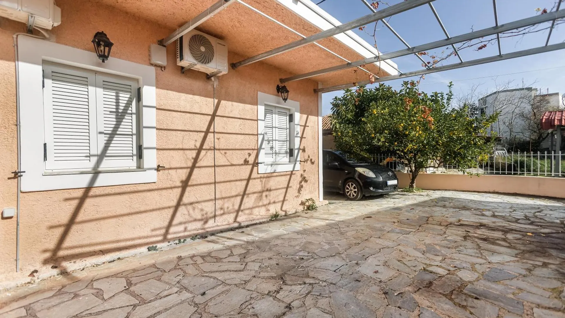 Joya'S Cottage Mantzavinata